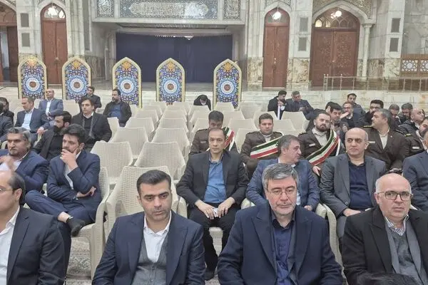 تجدید میثاق خانواده بیمه ایران با آرمان‌های امام خمینی (ره)
