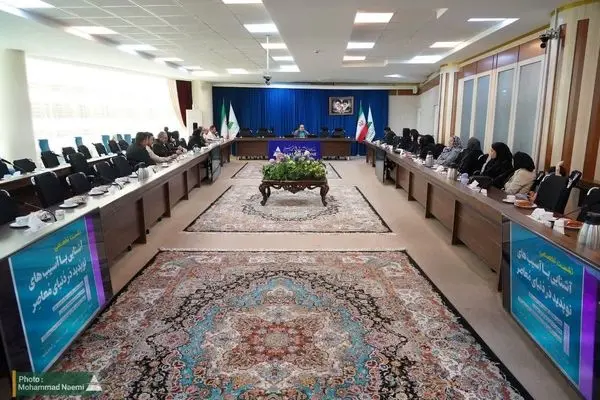 کارگاه آموزشی خانواده و مناسبات حاکم بر آن در منطقه آزاد ارس برگزار شد
