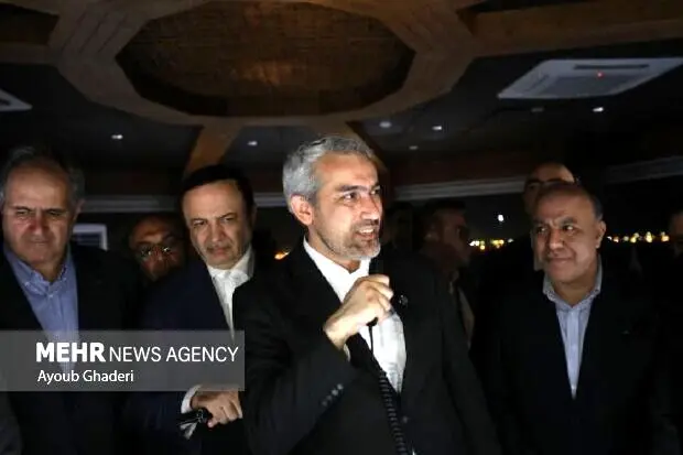 هدف‌گذاری ۱۰۰ میلیارد دلاری برای جذب سرمایه‌گذاری در کشور
