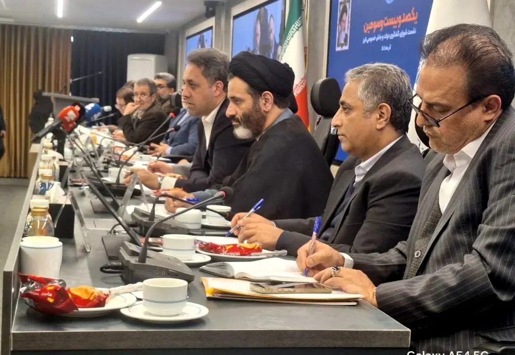 حمایت مالی صنعتگران و مشتری محوری اولویت این بانک است
