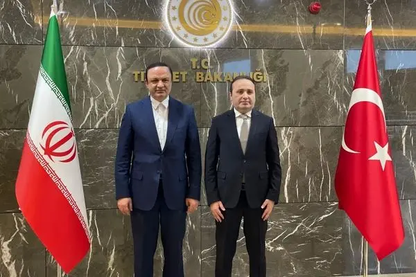 انعکاس سیاست همسایگی مناطق آزاد در نشست وزرای خارجه؛ منطقه آزاد مشترک ایران و ترکیه در مسیر تحقق
