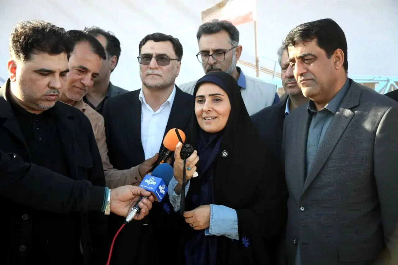 آغاز عملیات ریل‌گذاری پروژه خاش- چابهار با ریل ذوب آهن اصفهان

