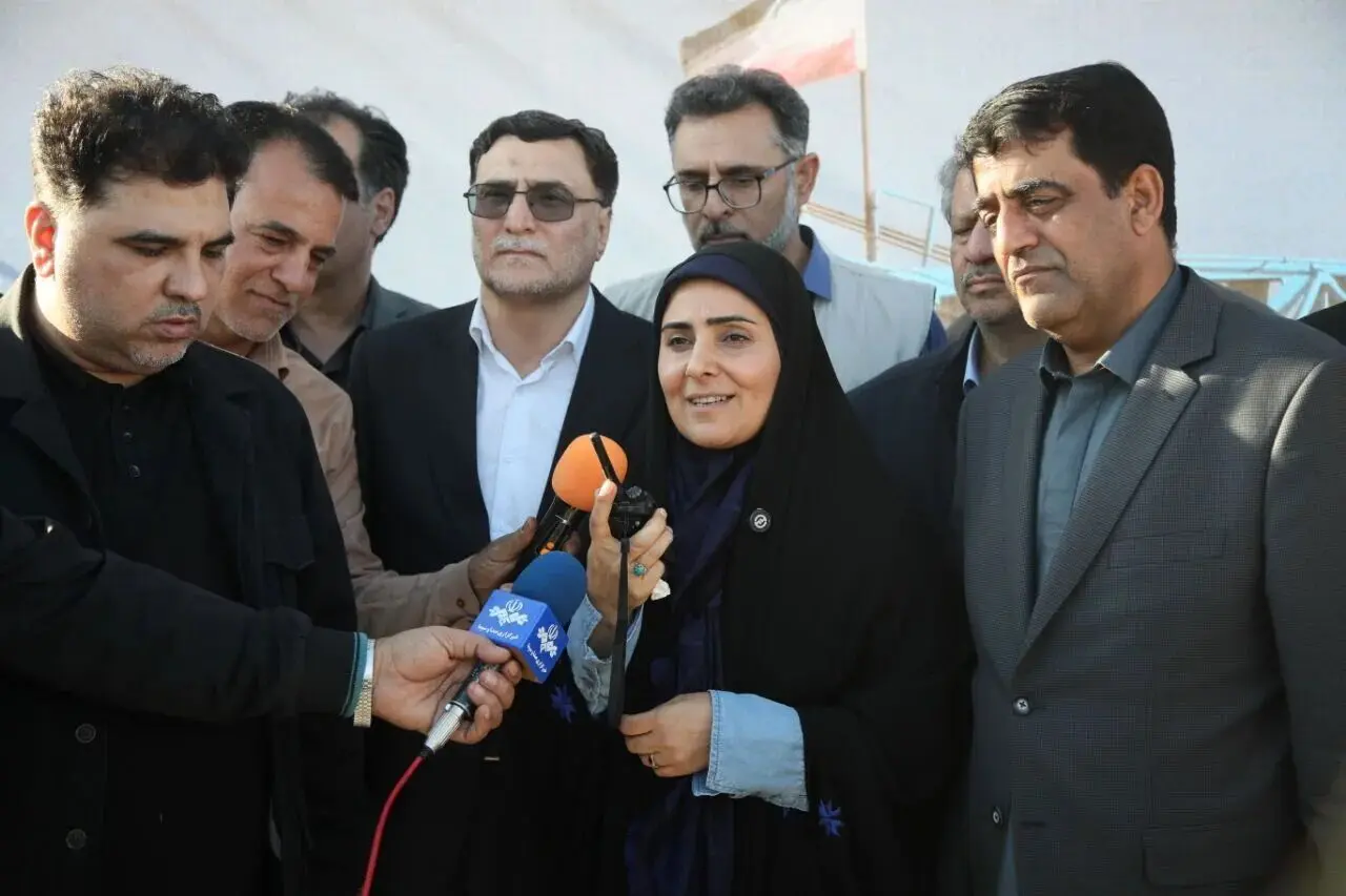 آغاز عملیات ریل‌گذاری پروژه خاش- چابهار با ریل ذوب آهن اصفهان
