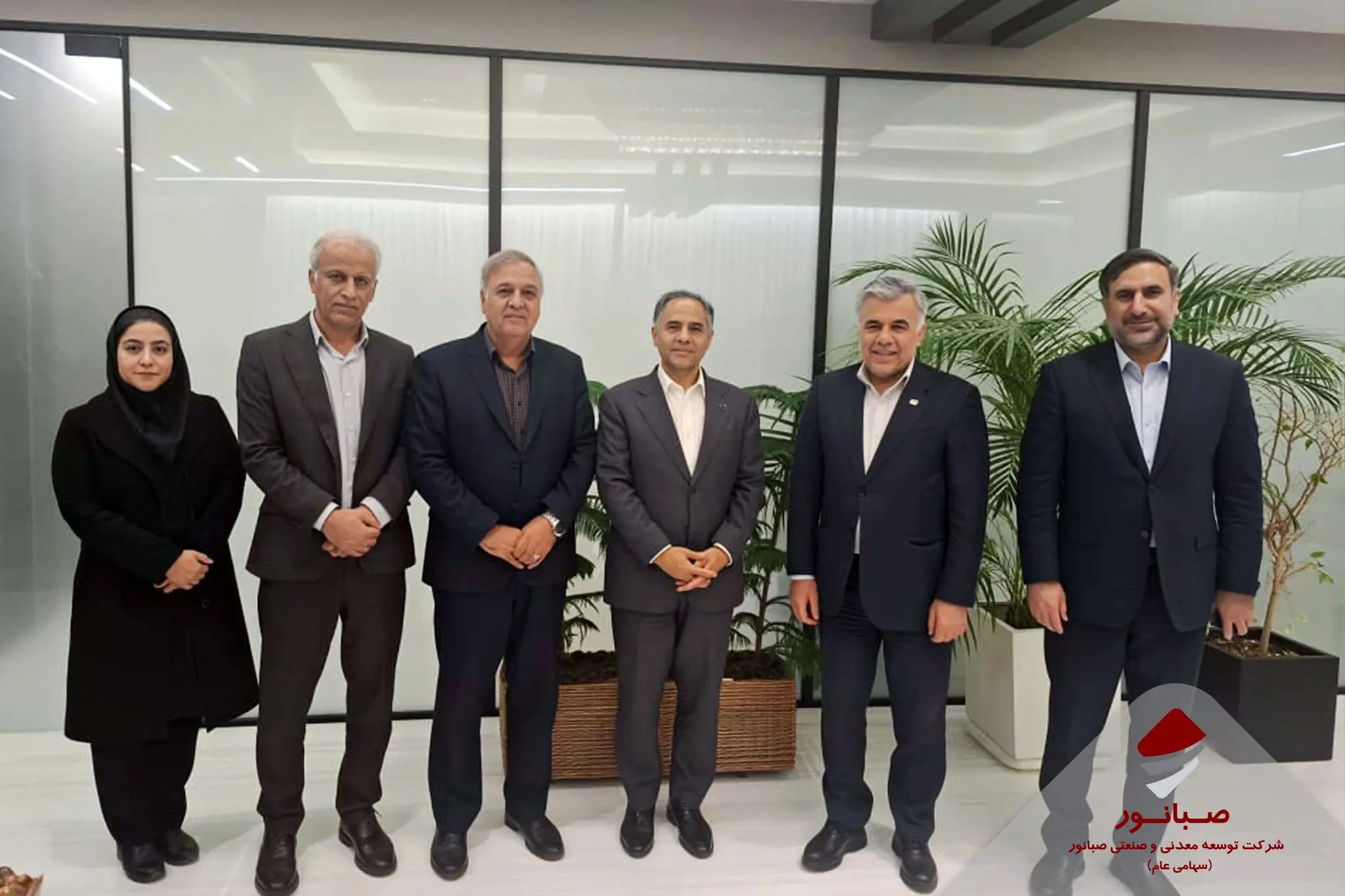 جلسه مدیرعامل صبانور با مدیرعامل بانک تجارت با محوریت تسریع در تأمین مالی پروژه‌ها
