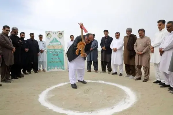 آیین کلنگ زنی احداث مدرسه 4 کلاسه روستای وشنام مرید برگزار شد

