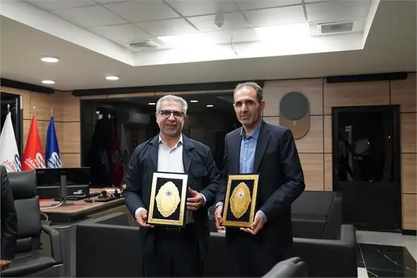 تفاهم‌نامه همکاری علمی و پژوهشی میان پتروشیمی جم‌پیلن و دانشگاه خلیج فارس بوشهر امضا شد
