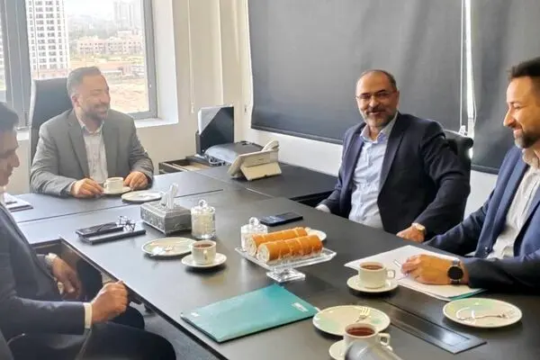 برگزاری  نشست  با شرکت نوید بهمن برای  توسعه پوشش‌های مسئولیت متصدیان حمل و نقل
