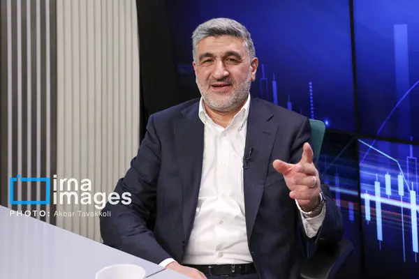احتمال بازگشایی بورس تا ۱۰ روز آینده/ بازار سهام نه مرحله ای بلکه یکجا باز می‌شود