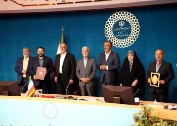 امضای دو تفاهمنامه همکاری های مشترک میان بانک شهر و سازمان شهرداری‌ها و دهیاری‌های کشور
