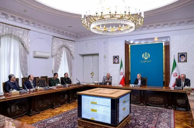 جلسه بررسی راهکارهای برون رفت از چالش های پیش رو و ضرورت اقتصاد آبی
