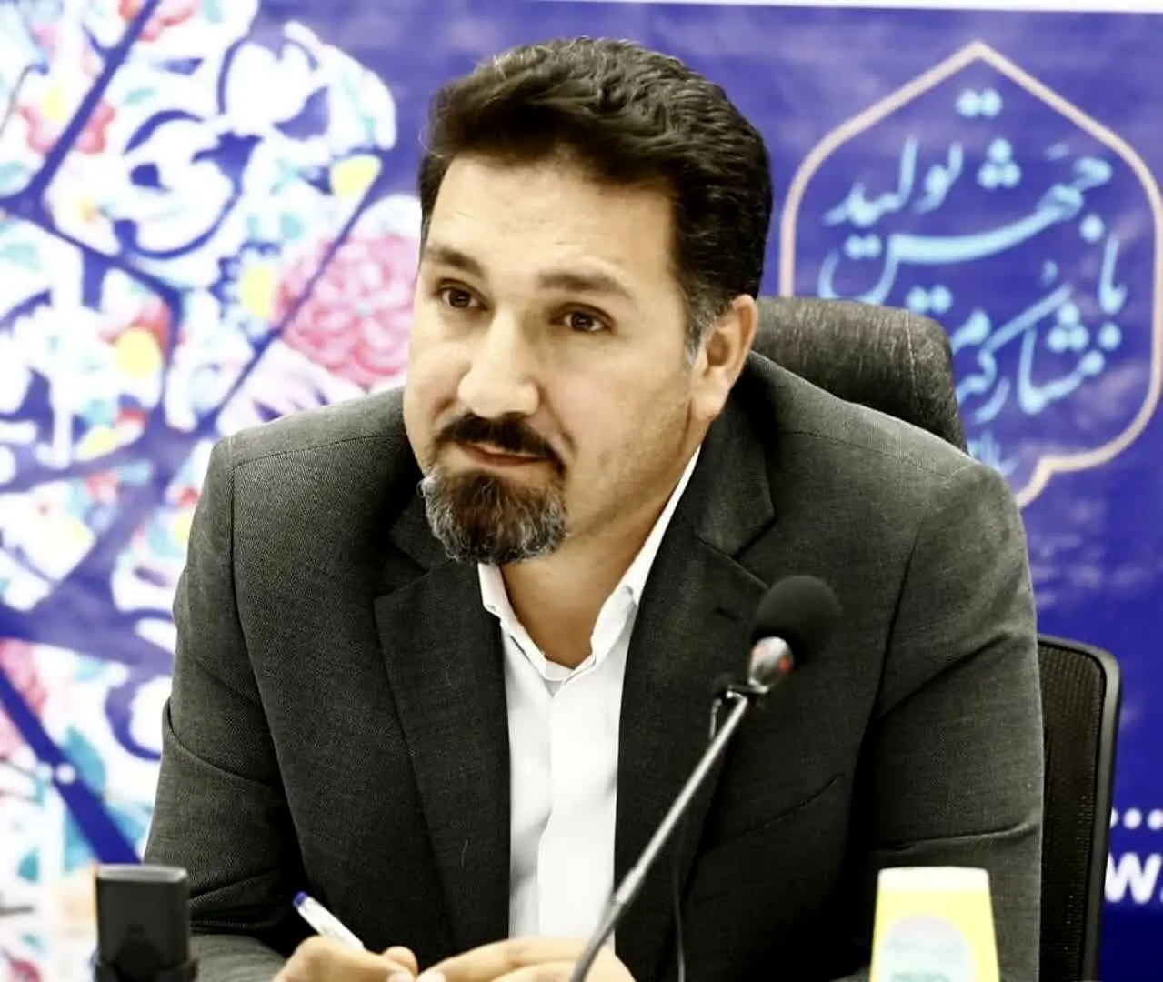 هوش مصنوعی؛ رد بودن پارمیندس و اندراج به شدن هراکلیتوس
