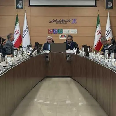 چابکی و سرعت عمل در ارائه خدمات به مشتریان اولویت اصلی ماست
