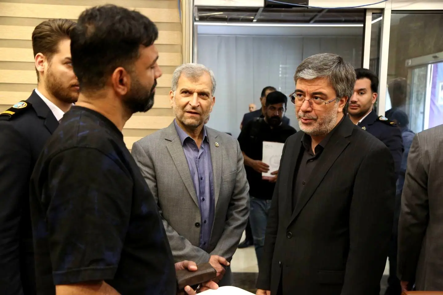 خدمت‌رسانی جهادی در مسیر تحقق چشم‌انداز ۱۴۰۷
