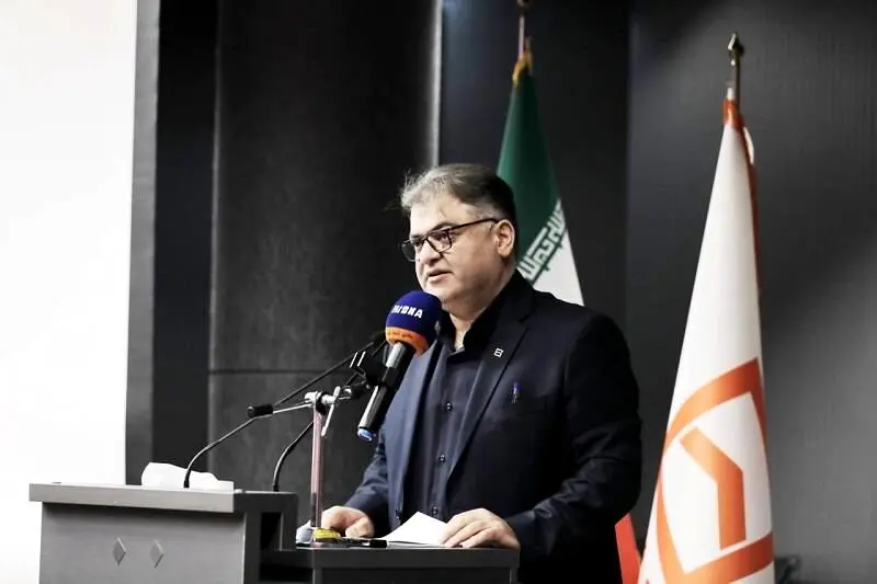 کلید ۲ هزار و ۸۷ واحد مسکونی تحویل هموطنان تهرانی شد
