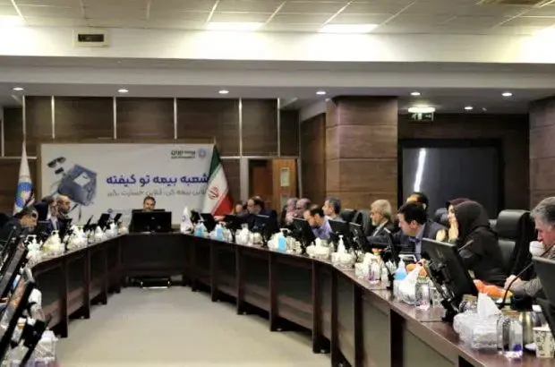 اجازه بدهید همکاران شما را نقد منصفانه کنند
