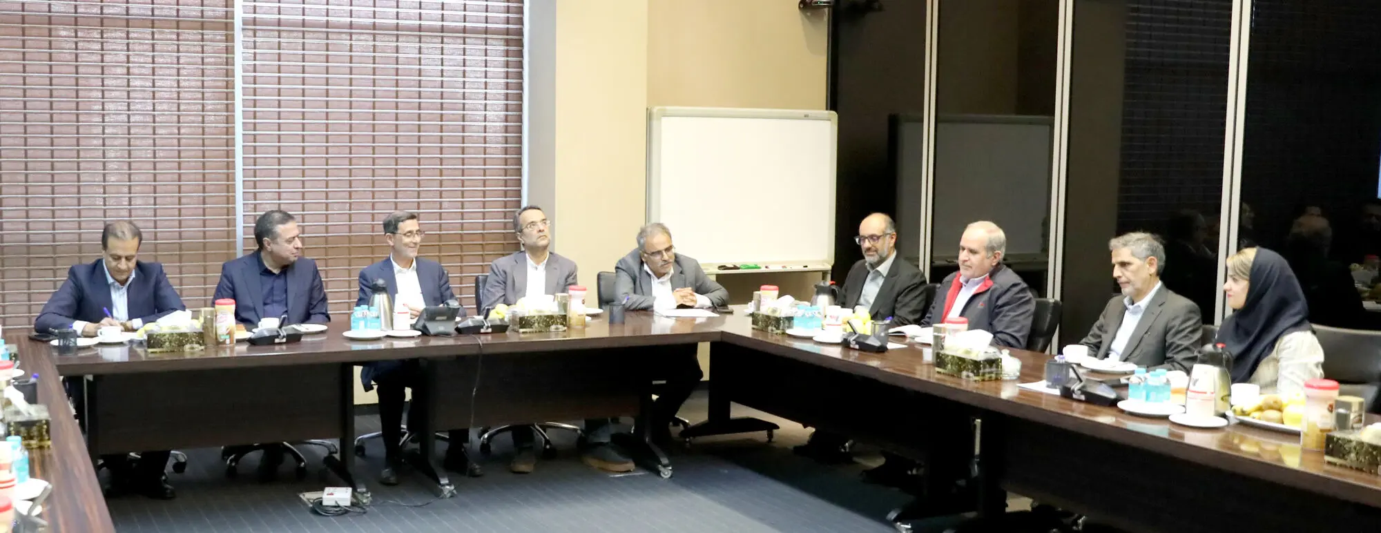 مشارکت راهبردی بانک صادرات ایران در «سازندگی نوین» و «جهاد اقتصادی»؛ تأمین مالی توسعه زیرساخت‌های انرژی با تمرکز بر نیروگاه‌های تجدیدپذیر

