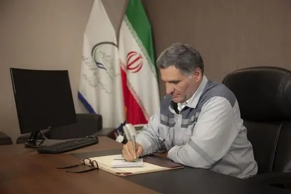 ‍ مدیر عامل‌ پتروشیمی ایلام، روز آتش نشانی و ایمنی را تبریک گفت
