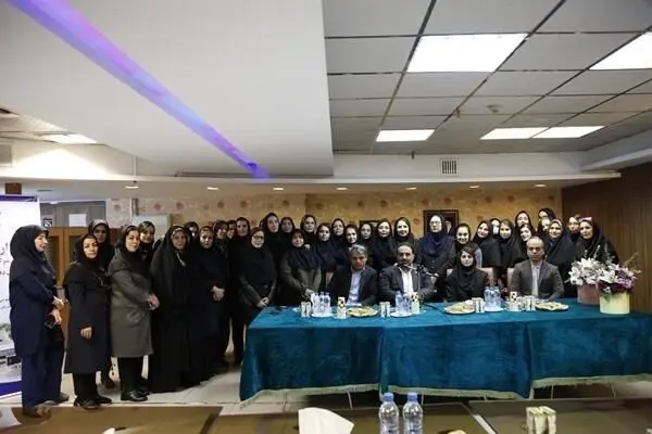 برای پتروشیمی شازند پرسنل زن و مرد تفاوتی ندارند
