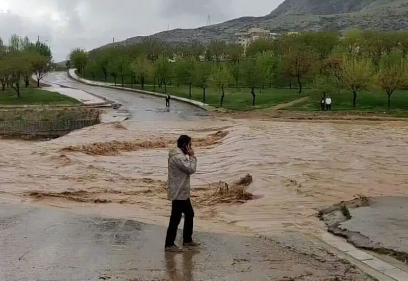 پرداخت ۹۳۰ میلیارد ریال تسهیلات بانک مسکن به سیل زدگان مونسون در سال ۱۴۰۳
