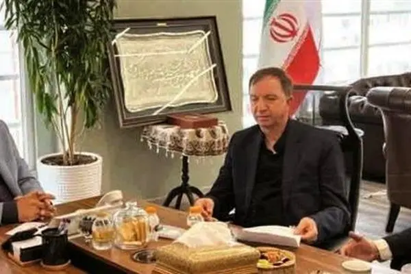 آمادگی گروه فولاد مبارکه برای تقویت همکاری‌های مشترک با بانک دی
