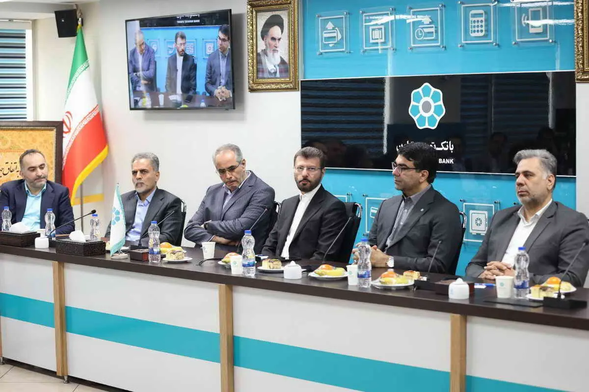 معاون تعاون وزیر تعاون کار ورفاه اجتماعی: بانک توسعه تعاون در توسعه کمی، گسترش اجتماعی و عمق‌بخشی اقتصادی تعاونی‌ها نقش ویژه‌ای دارد
