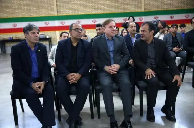 فاز نخست شرکت نور پردازان آران جنوب با حضور استاندار بوشهر افتتاح شد
