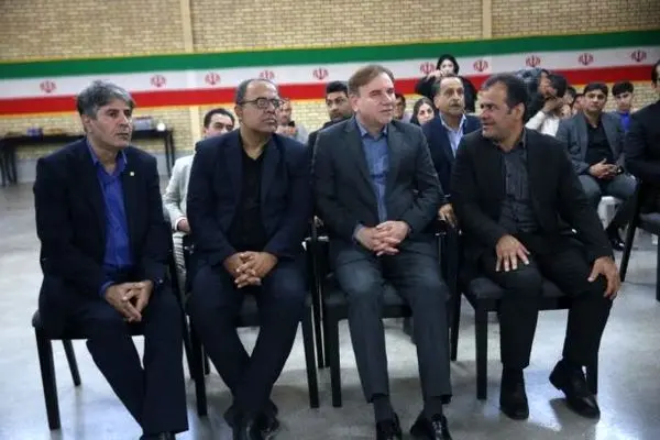 فاز نخست شرکت نور پردازان آران جنوب با حضور استاندار بوشهر افتتاح شد
