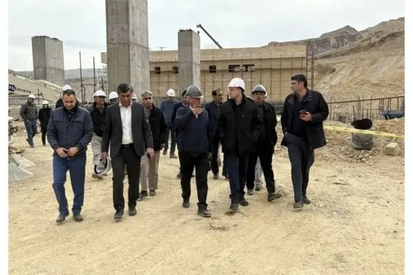 بازدید مدیرعامل شرکت ملی مس از اَبَرپروژه فازهای ۳ و ۴ تغلیظ مجتمع سرچشمه
