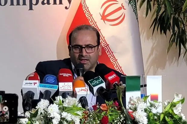 مشعل‌های ریفرمر بزرگ‌ترین کارخانه مگامدول آهن اسفنجی ایران روشن شد
