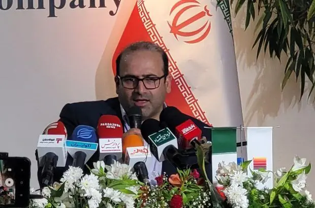 مشعل‌های ریفرمر بزرگ‌ترین کارخانه مگامدول آهن اسفنجی ایران روشن شد

