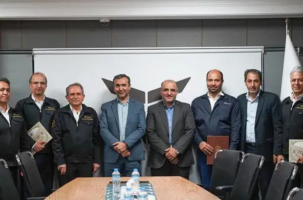 گروه بهمن در سخت‌ترین شرایط با کمیته امداد همکاری کرد
