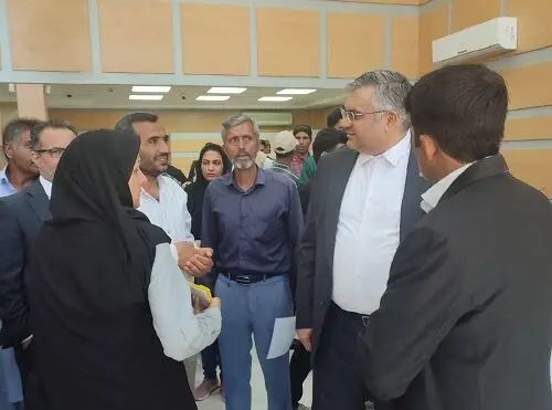 تراکم پرداخت وام قرض‌الحسنه از سوی بانک سینا در مناطق کمتر برخوردار کشور
