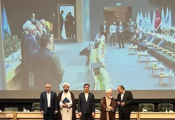 انتخاب بانک کشاورزی بهعنوان بانک برتر در اجرای قانون بانکداری بدون ربا