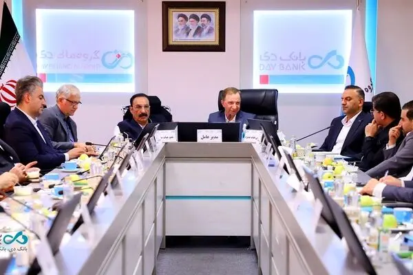 نقش‌آفرینی گروه مالی در تکمیل زنجیره ارزش برای سودآوری بانک دی