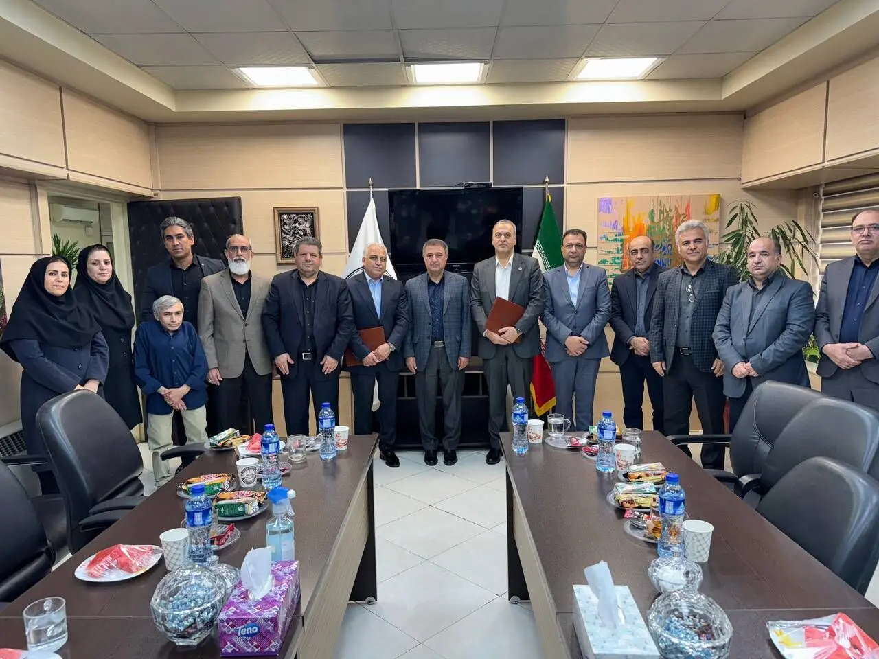 برگزاری آیین تکریم و معارفه مدیر شعبه تجارت بیمه ایران
