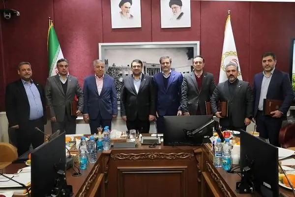 برگزاری مراسم معارفه چند مدیر ارشد با تاکید بر تقویت شایسته سالاری در انتصابات بانک ملی ایران
