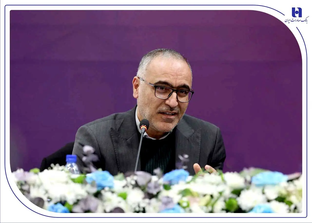 سرپرست صندوق بازنشستگی کشوری: بانک صادرات ایران می‌تواند زنجیره ارزش صنعت پتروشیمی را تقویت کند
