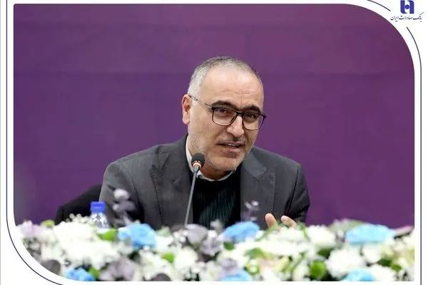 سرپرست صندوق بازنشستگی کشوری: بانک صادرات ایران می‌تواند زنجیره ارزش صنعت پتروشیمی را تقویت کند
