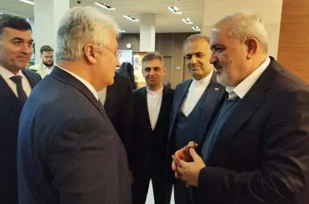 ورود وزیر صمت به سن‌پترزبورگ با هدف امضای موافقتنامه تجارت آزاد با اورآسیا
