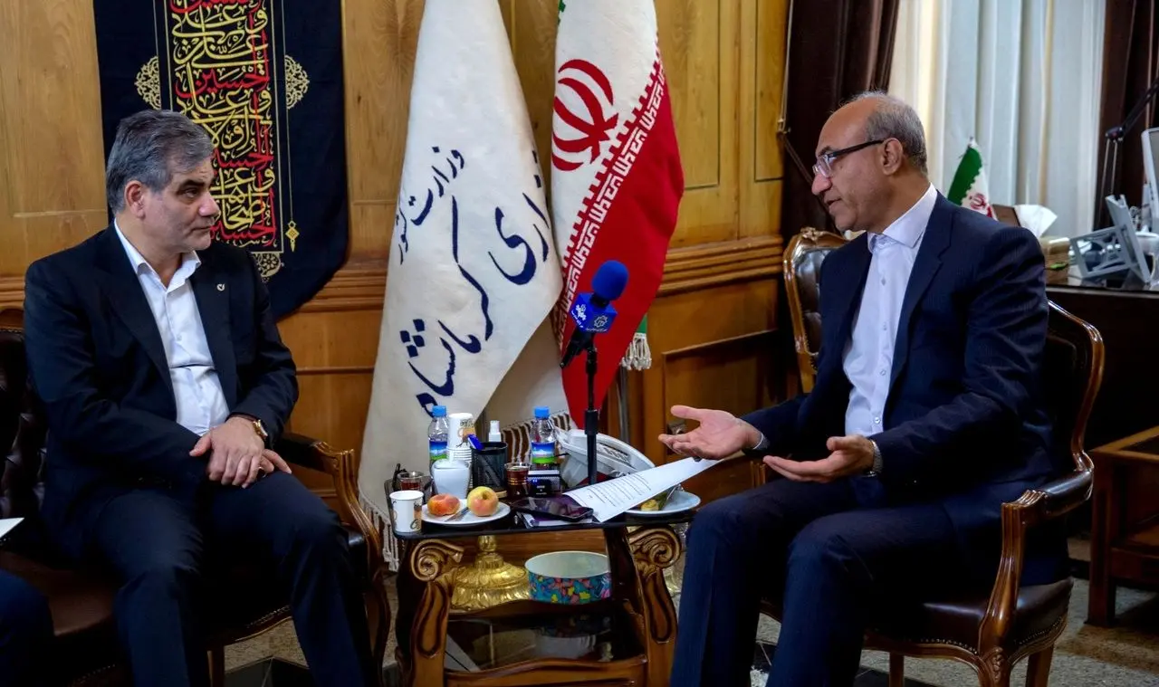 حرکت نوین بانک قرضالحسنه مهر ایران در پرداخت تسهیلات بدون کارمزد جای تقدیر دارد