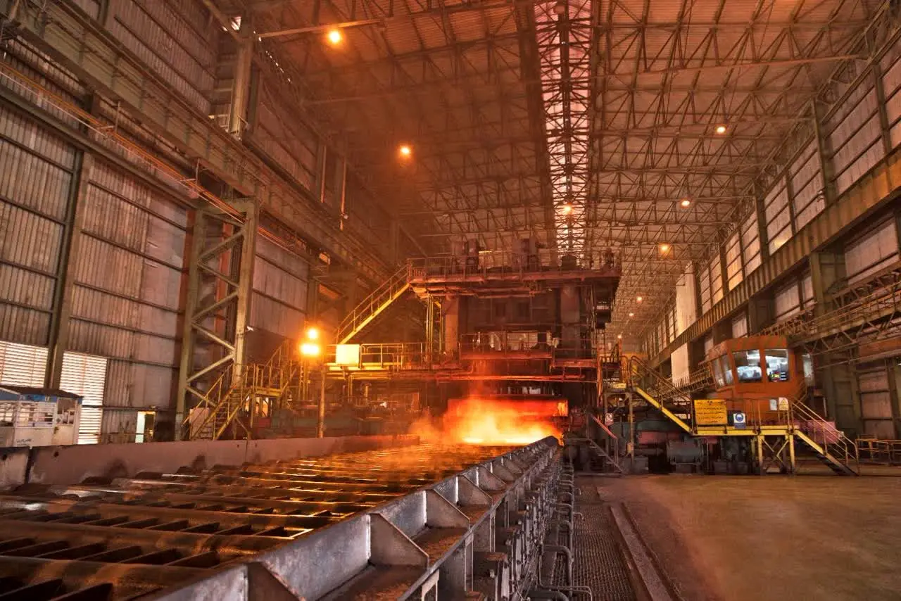 تثبیت جایگاه راهبردی فولاد اکسین خوزستان در میانه تلاطم بازار فولاد