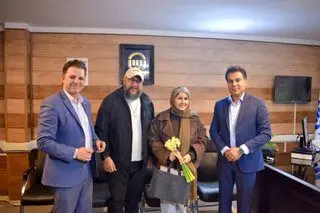 پیشتازی بیمه آسیا استان فارس در نخستین پرداخت خسارت برخط کشور
