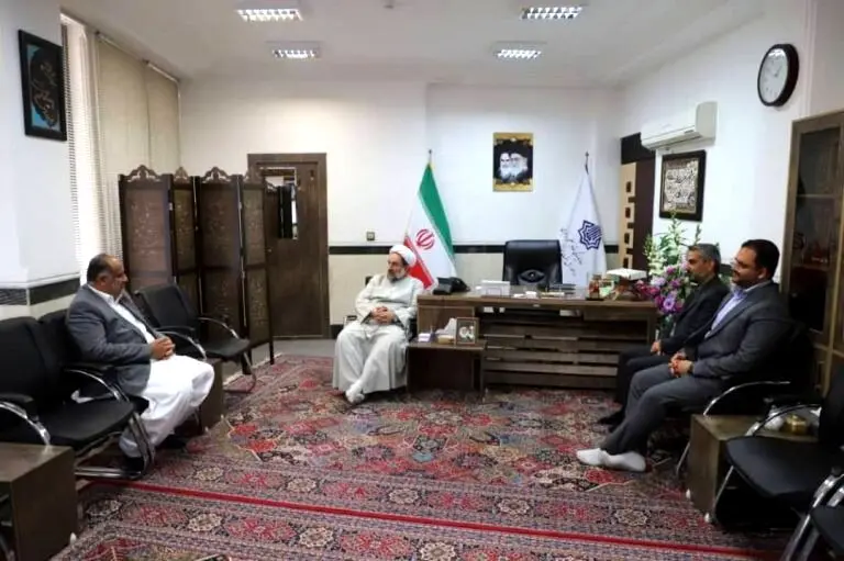 تأکید نماینده ولی فقیه در سیستان و بلوچستان بر توجه به منافع بومی، ملی و فراملی در مدیریت منطقه آزاد چابهار
