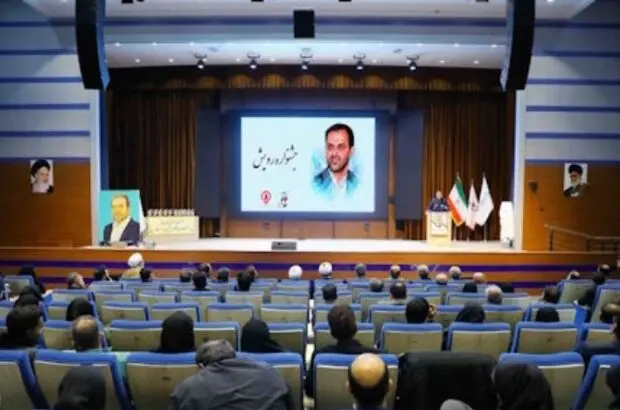پژوهشگران برگزیده جشنواره رویش، مشتری بانک دی شدند
