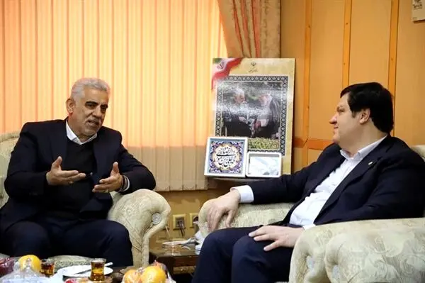 استاندار گیلان در دیدار با مدیرعامل بانک کشاورزی تاکید کرد: نقش بسزای بانک کشاورزی در بهبود اقتصاد کشاورزی
