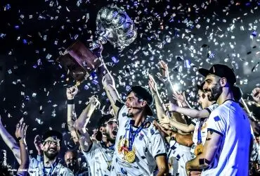 تیم فولاد سیرجان ایرانیان قهرمان لیگ برتر والیبال کشور شد
