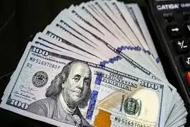 کف قیمت دلار در صورت اصلاح 130 تا 140 هزار تومان است
