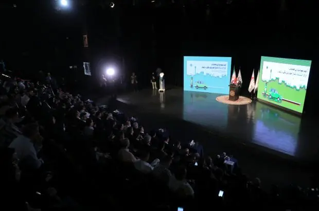 ایستگاه شارژ خودرو برقی میدان آزادی افتتاح ‌شد
