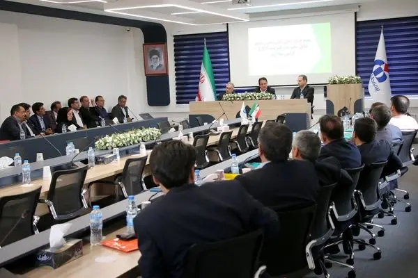 نمایندگان، محور رشد و توسعه بیمه دانا

