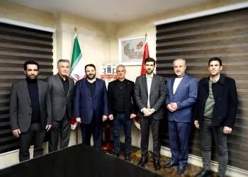 برگزاری نشست دکتر احمدی با مدیرعامل و سرمربی پرسپولیس
